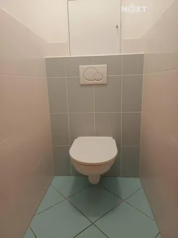 Pronájem bytu 2+kk, Pardubice, Bělehradská, 62 m2
