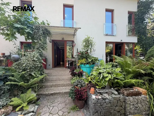 Prodej rodinného domu, Měchenice, Přístavní, 168 m2