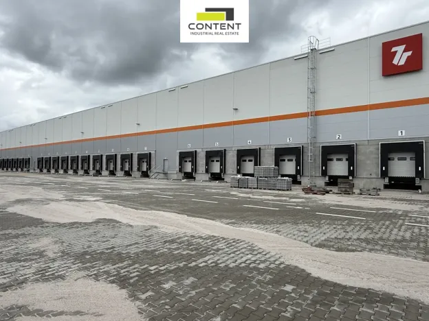 Pronájem výrobních prostor, Měnín, 5000 m2