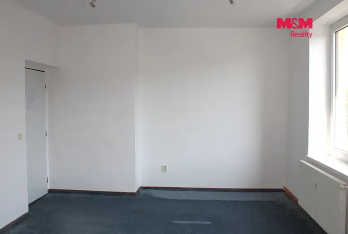 Pronájem kanceláře, Nová Paka, Komenského, 19 m2