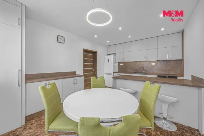 Prodej bytu 2+kk, Hradec Králové - Nový Hradec Králové, Durychova, 47 m2
