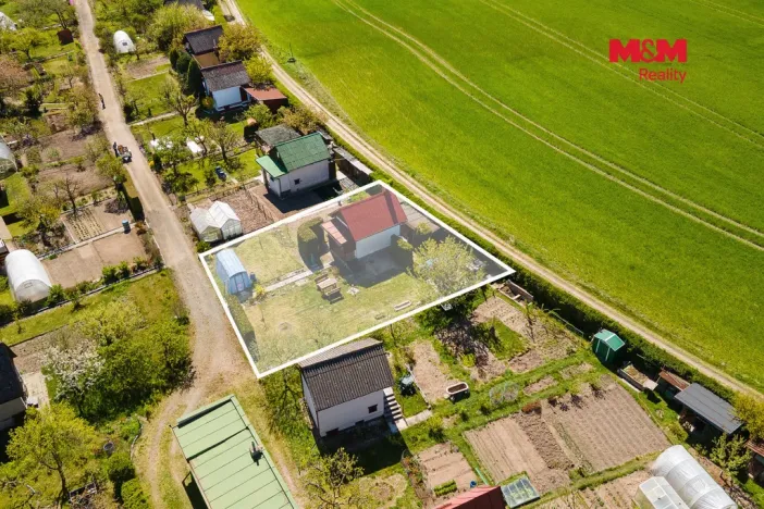 Prodej chaty, Hradec Králové - Slatina, 385 m2