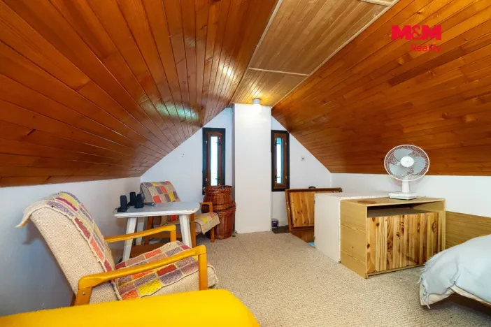Prodej chaty, Hradec Králové - Slatina, 385 m2