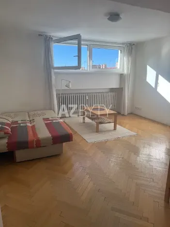 Prodej bytu 2+kk, Praha - Bubeneč, Lotyšská, 38 m2