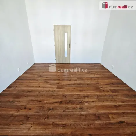 Pronájem bytu 2+1, Děčín - Děčín II-Nové Město, Kamenická, 70 m2