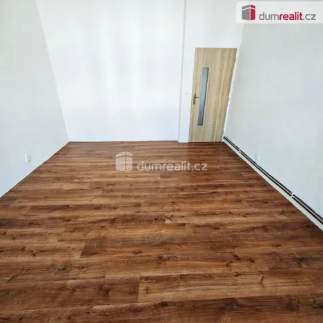 Pronájem bytu 2+1, Děčín - Děčín II-Nové Město, Kamenická, 70 m2