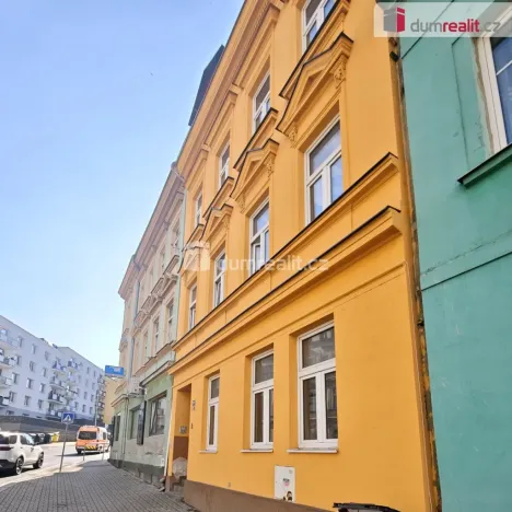 Pronájem bytu 2+1, Děčín - Děčín II-Nové Město, Kamenická, 70 m2