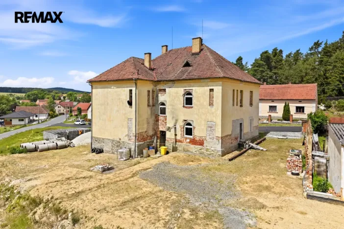 Prodej vícegeneračního domu, Zemětice - Čelákovy, 735 m2