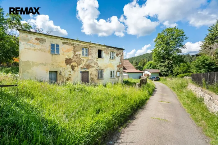 Prodej pozemku pro bydlení, Bečov nad Teplou - Vodná, 579 m2