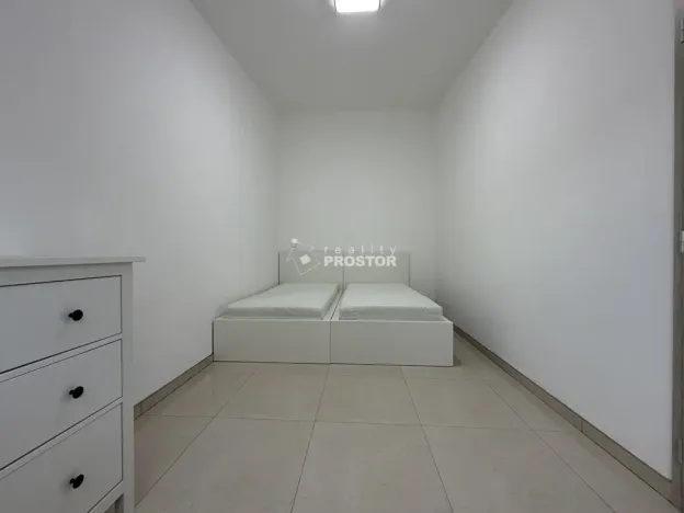 Pronájem rodinného domu, Praha - Letňany, Boletická, 42 m2
