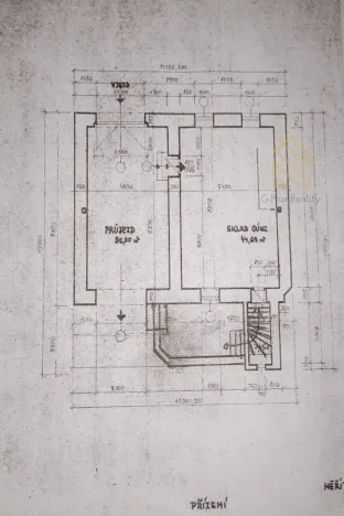 Prodej vícegeneračního domu, Kostelec nad Labem, nám. Komenského, 454 m2
