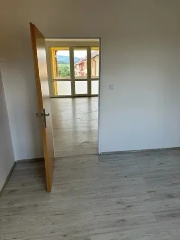 Prodej bytu 3+1, Horní Planá, Sídliště Míru, 78 m2