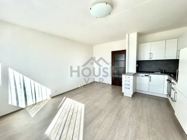 Pronájem bytu 2+kk, Praha - Černý Most, Kpt. Stránského, 44 m2