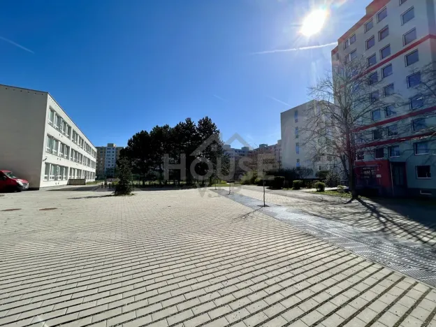 Pronájem bytu 2+kk, Praha - Černý Most, Kpt. Stránského, 44 m2