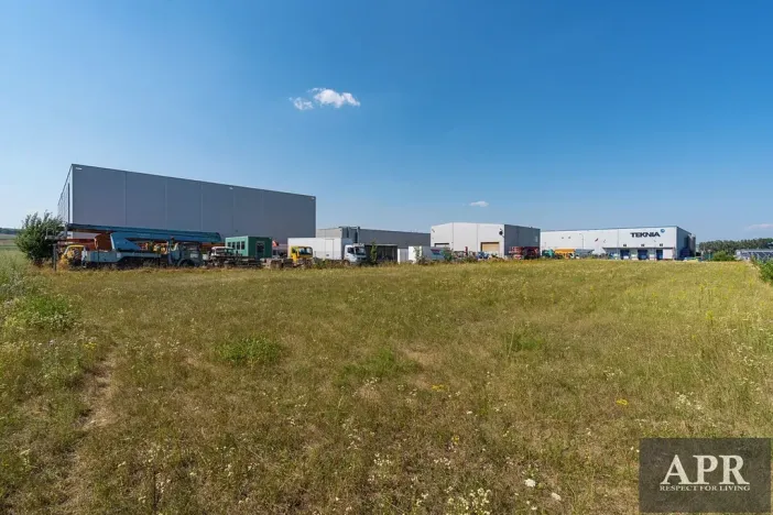 Prodej komerčního pozemku, Nivnice, 3525 m2