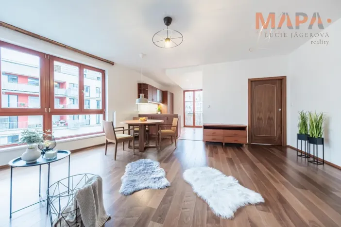 Pronájem bytu 3+kk, Praha - Dejvice, Lindleyova, 79 m2