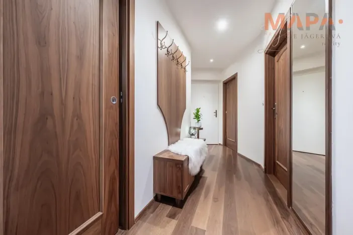 Pronájem bytu 3+kk, Praha - Dejvice, Lindleyova, 79 m2