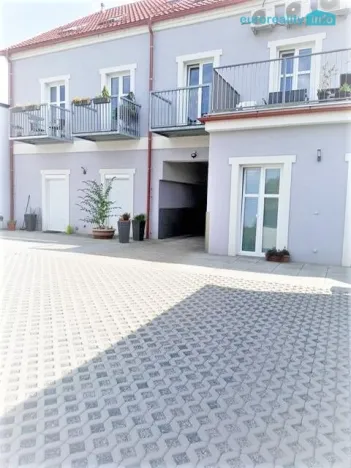 Pronájem bytu 2+kk, Lochovice, 34 m2