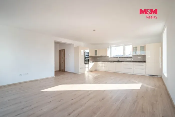 Pronájem rodinného domu, Poděbrady - Poděbrady V, Vrchlického, 199 m2