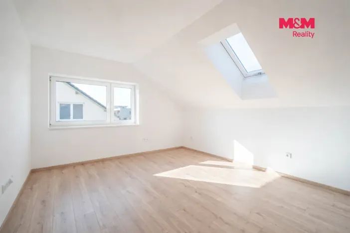 Pronájem rodinného domu, Poděbrady - Poděbrady V, Vrchlického, 199 m2