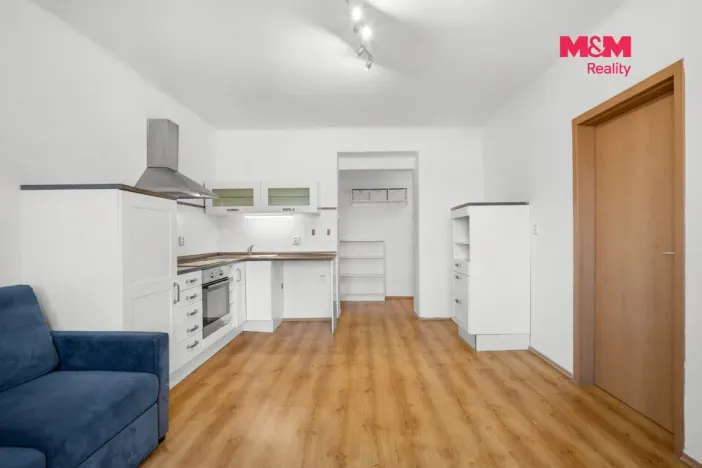 Pronájem bytu 2+kk, Praha - Bohnice, Bohnická, 48 m2