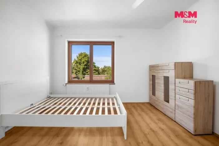 Pronájem bytu 2+kk, Praha - Bohnice, Bohnická, 48 m2