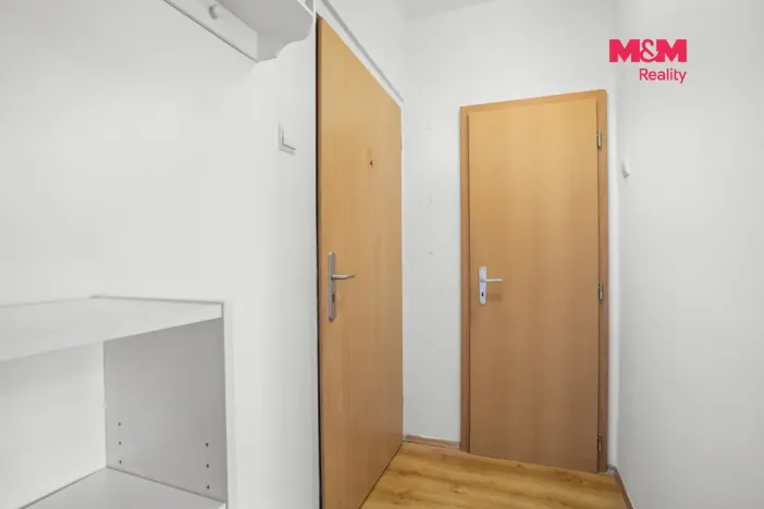 Pronájem bytu 2+kk, Praha - Bohnice, Bohnická, 48 m2