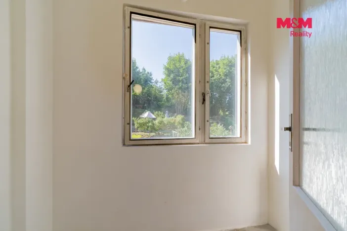 Prodej bytu 1+1, Karlovy Vary - Drahovice, Mattoniho nábřeží, 48 m2