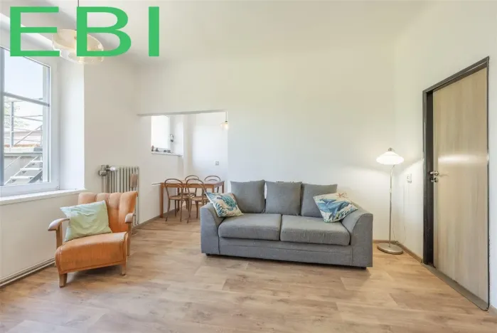 Prodej rodinného domu, Praha - Strašnice, Na spádu, 160 m2