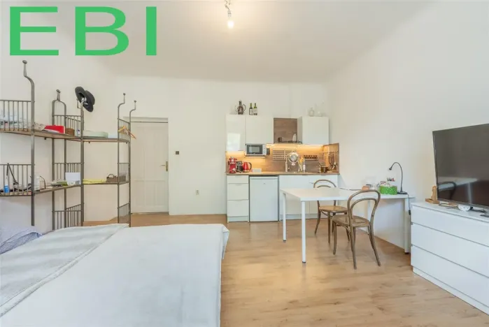 Prodej rodinného domu, Praha - Strašnice, Na spádu, 160 m2