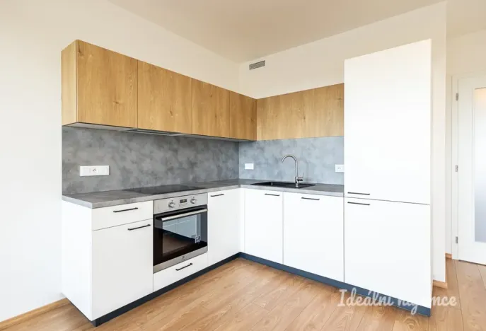 Pronájem bytu 3+kk, Praha - Kamýk, Zimova, 70 m2
