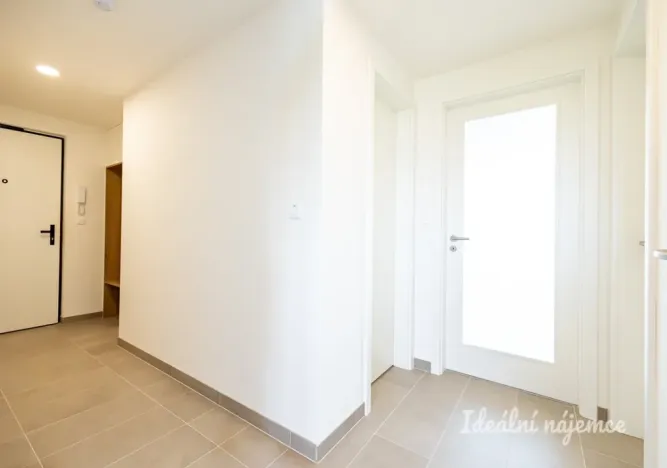 Pronájem bytu 3+kk, Praha - Kamýk, Zimova, 70 m2