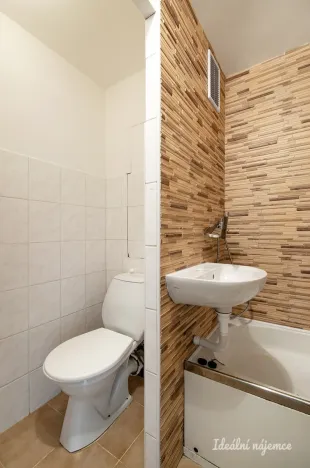 Pronájem bytu 1+kk, Praha - Krč, Hurbanova, 26 m2