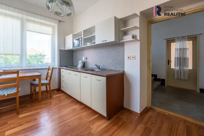 Prodej činžovního domu, Jevišovice, 420 m2