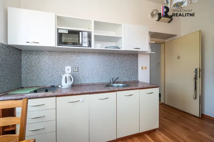 Prodej činžovního domu, Jevišovice, 420 m2