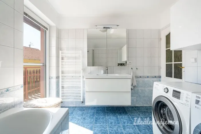 Pronájem bytu 5+1, Horoušany, Na Svahu, 141 m2