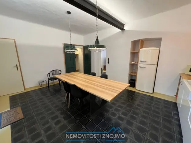 Pronájem bytu 2+kk, Znojmo, Na Kopečku, 52 m2