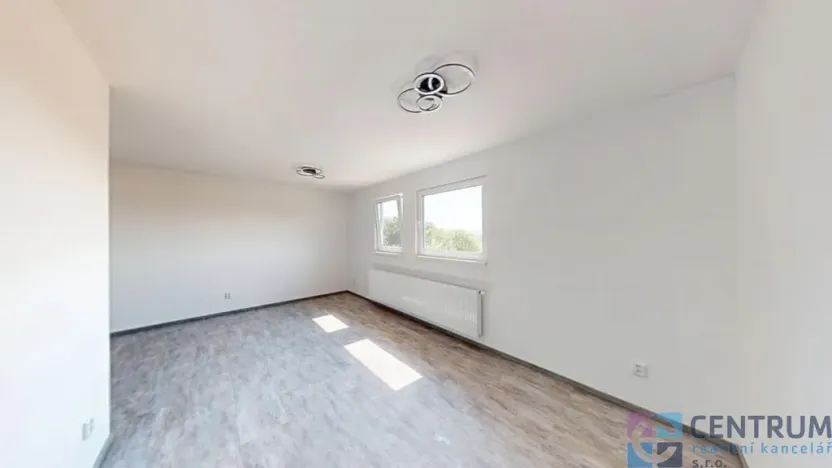 Pronájem bytu 1+1, Jenišovice, 37 m2
