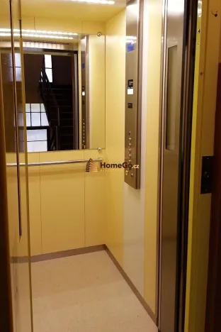 Pronájem bytu 3+1, Praha - Nusle, U gymnázia, 90 m2