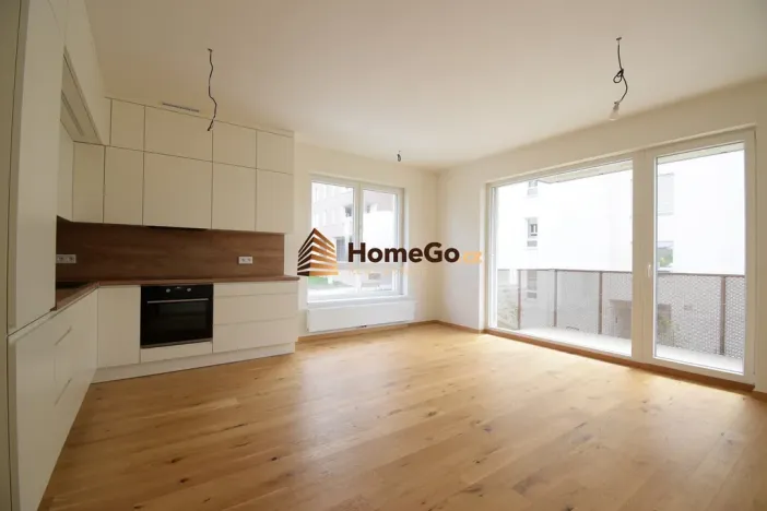 Pronájem bytu 2+kk, Praha - Modřany, Komořanská, 65 m2