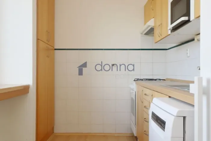 Pronájem bytu 3+1, Praha, Na Šťáhlavce, 78 m2