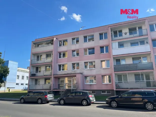 Prodej bytu 2+kk, Louny, Petra Obrovce, 26 m2