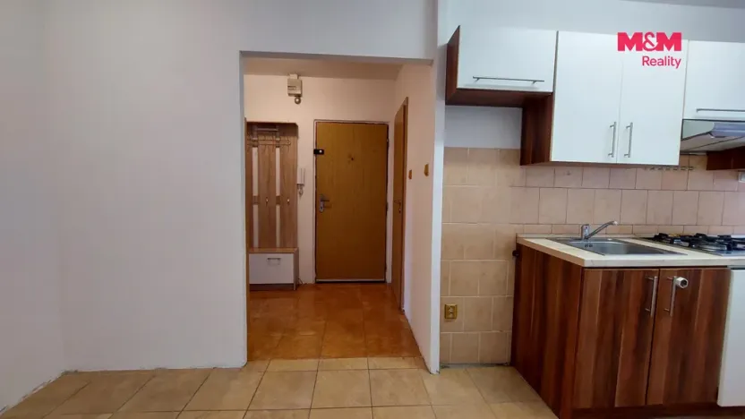 Prodej bytu 3+1, Klášterec nad Ohří, Školní, 66 m2