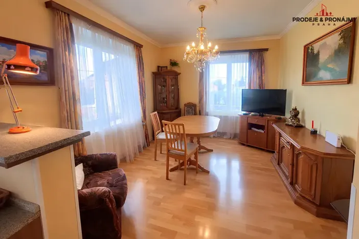 Prodej vily, Praha - Suchdol, 243 m2