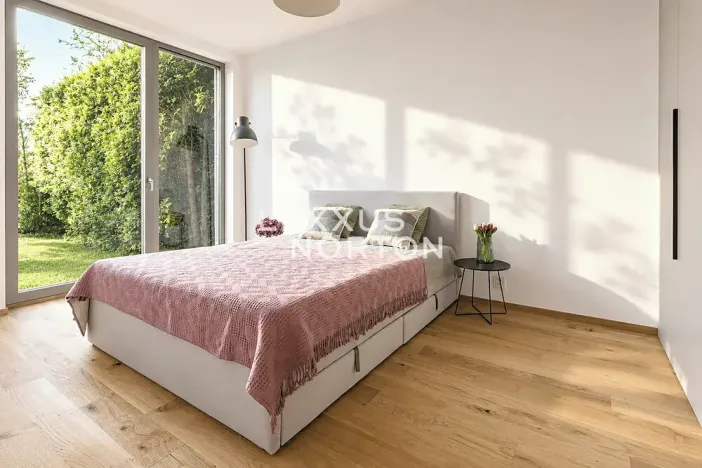 Pronájem bytu 2+kk, Praha - Prosek, Valečovská, 56 m2