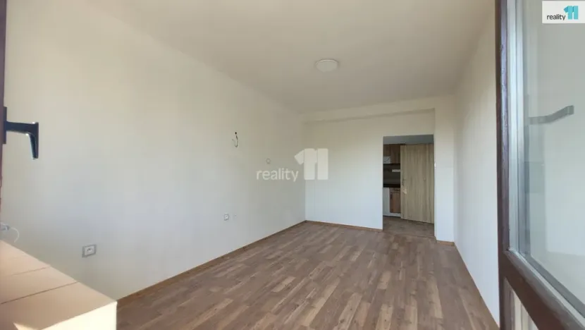 Pronájem bytu 1+1, Týnec nad Labem, Lžovická, 32 m2