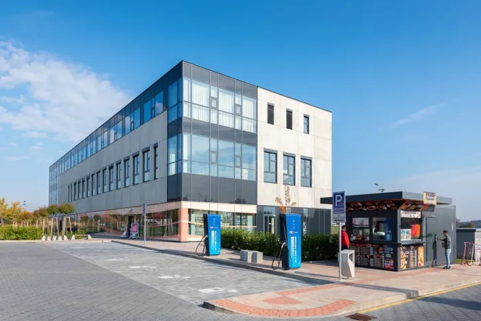 Pronájem bytu 2+kk, Praha - Čakovice, Schoellerova, 63 m2