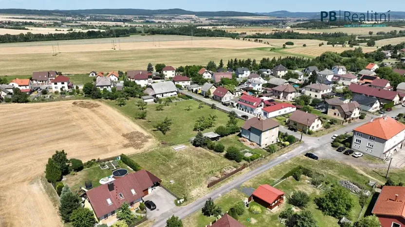 Prodej pozemku pro bydlení, Osek, 860 m2