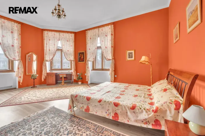 Pronájem bytu 3+1, Chlumec nad Cidlinou - Chlumec nad Cidlinou IV, Smetanova, 98 m2