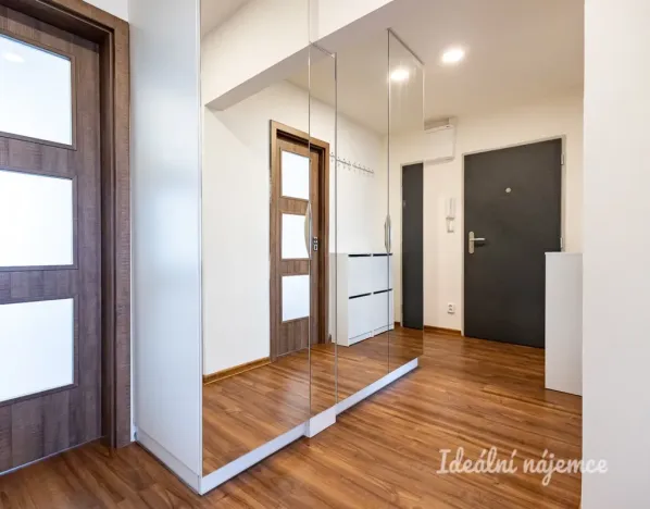 Pronájem bytu 3+kk, Praha - Chodov, Ženíškova, 74 m2